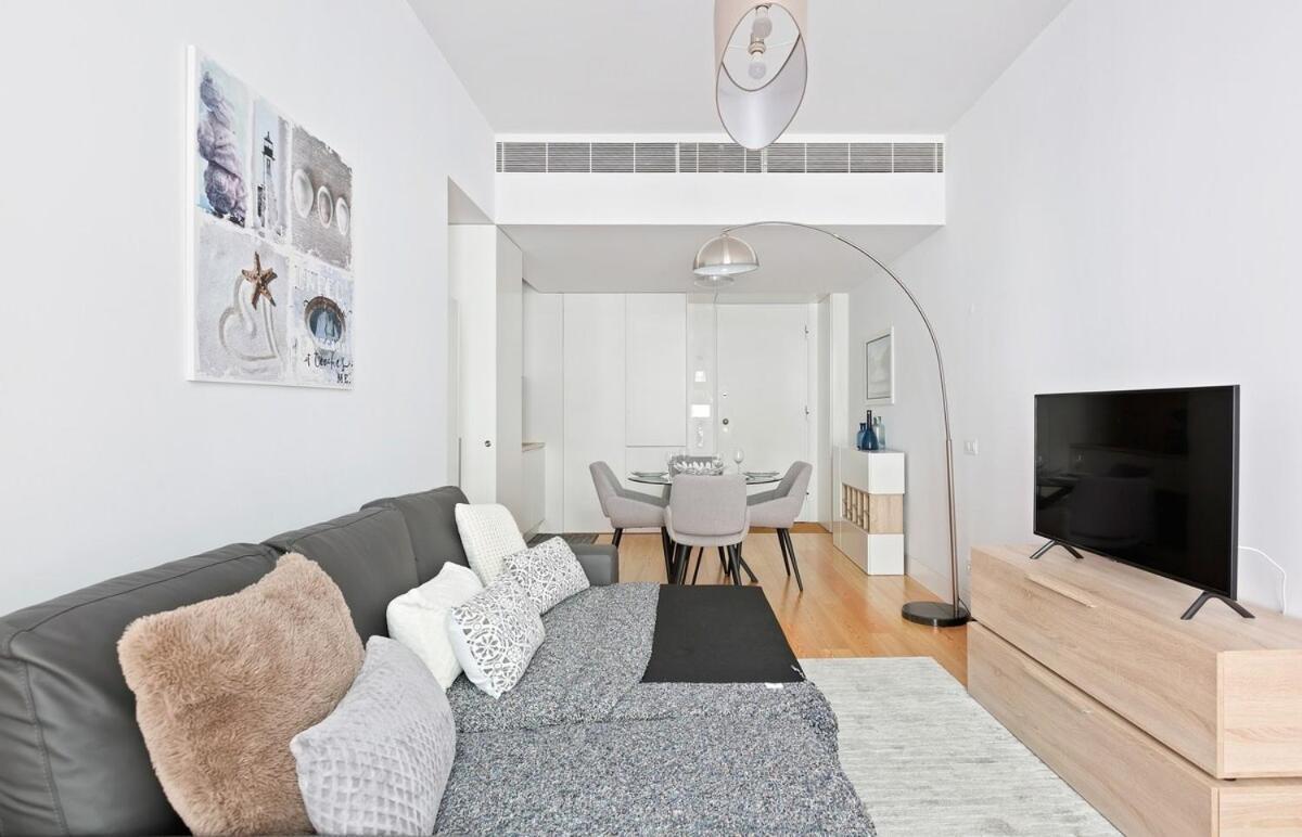 Spacious 1 Bedroom Apartment Near Baixa Lisboa Eksteriør billede